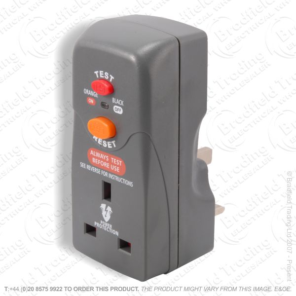 F03) Socket Adaptor RCD Plugin black MASTERPL